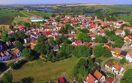 Rodinne Vinarstvi Spevak 3* Velké Bílovice