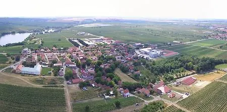 Rodinne Vinarstvi Spevak Velké Bílovice
