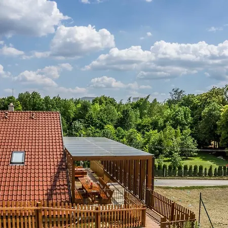 Rodinne Vinarstvi Spevak 3* Velke Bilovice