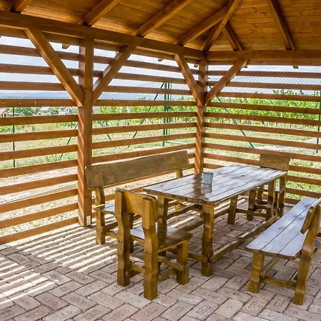 Hotel Rodinne Vinarstvi Spevak